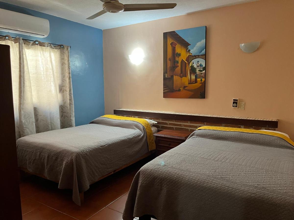 Casa De La Alegria 2 Apartments Mazatlán Kamer foto